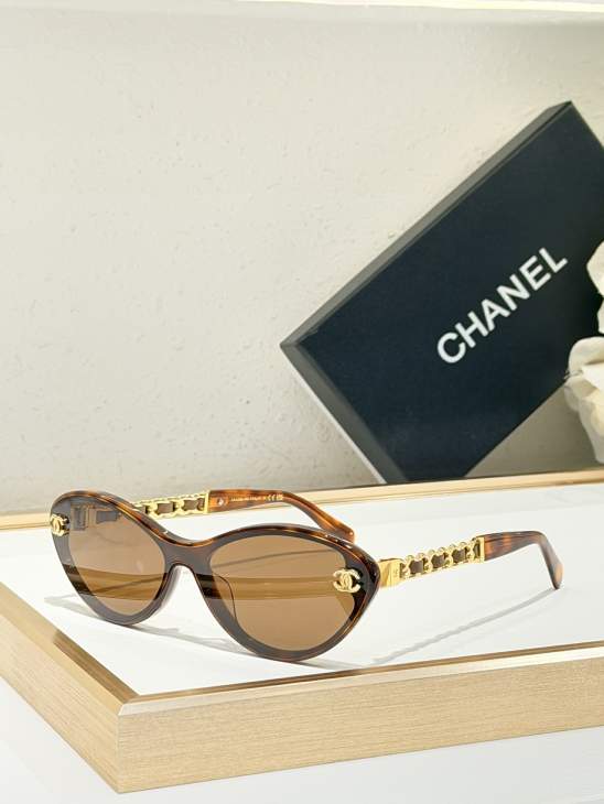 Picture of Chanel Sunglasses _SKUfw79614928fw